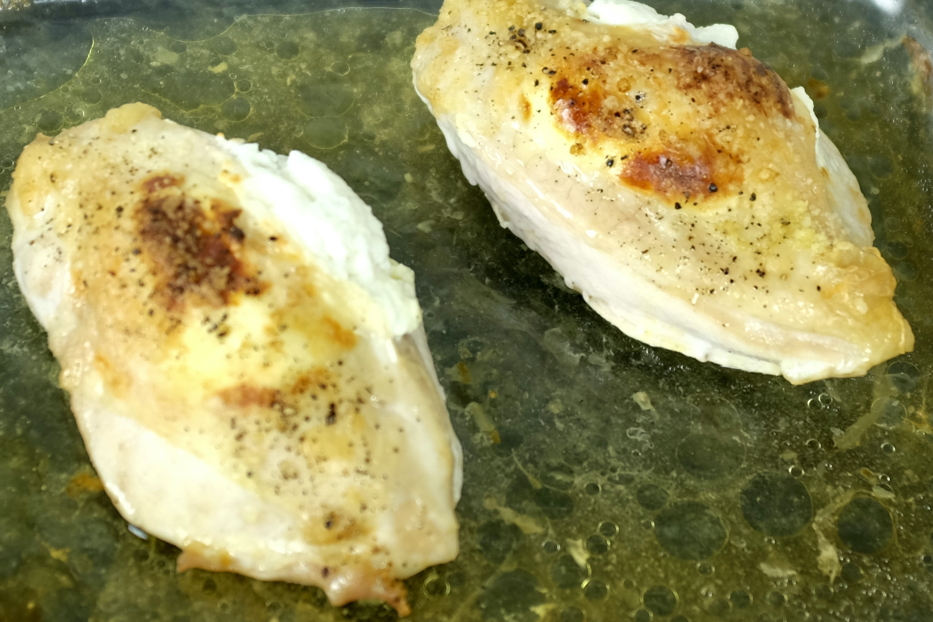 baked chicken breast stuffed with goat cheese