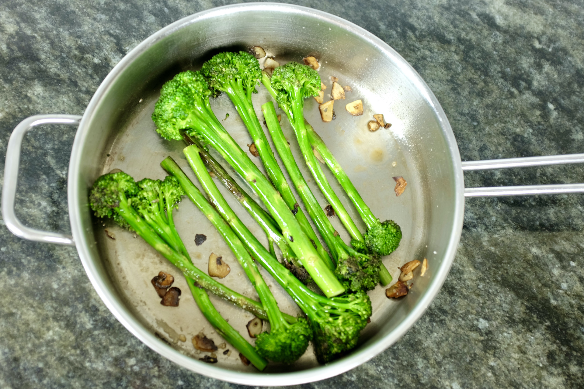 broccolini sautéed with garlic and lemon