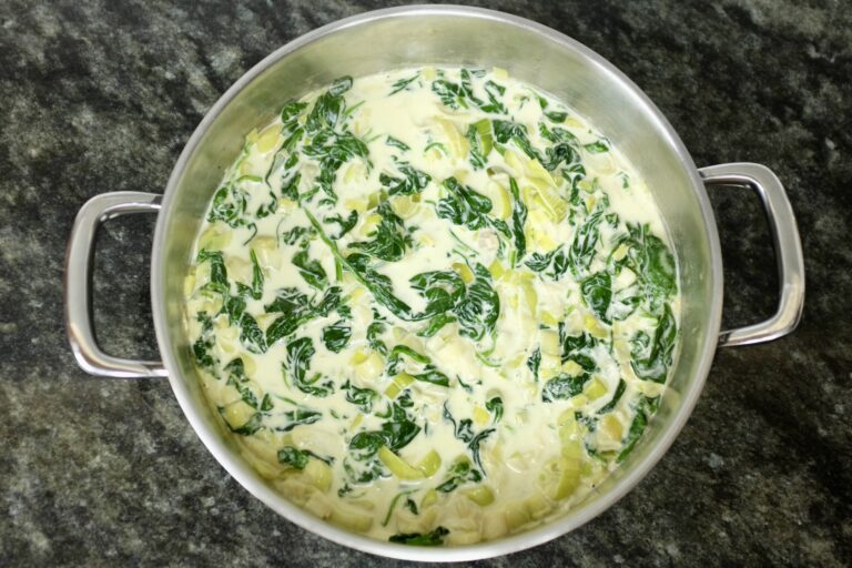 leek and spinach in cream sauce